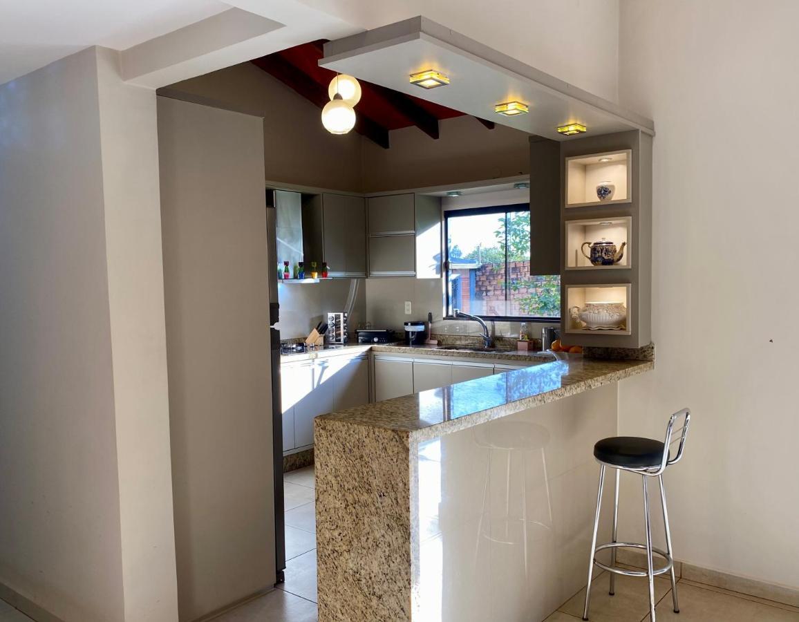 Moderna Y Unica Casa Independiente Con Jardin Y Estacionamiento Сьюдад-дель-Эсте Экстерьер фото